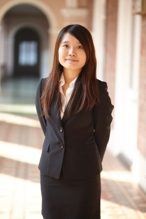 Yvonne 香港大學法學士 中西史/中国文学/ English tutor (Pok Fu Lam)